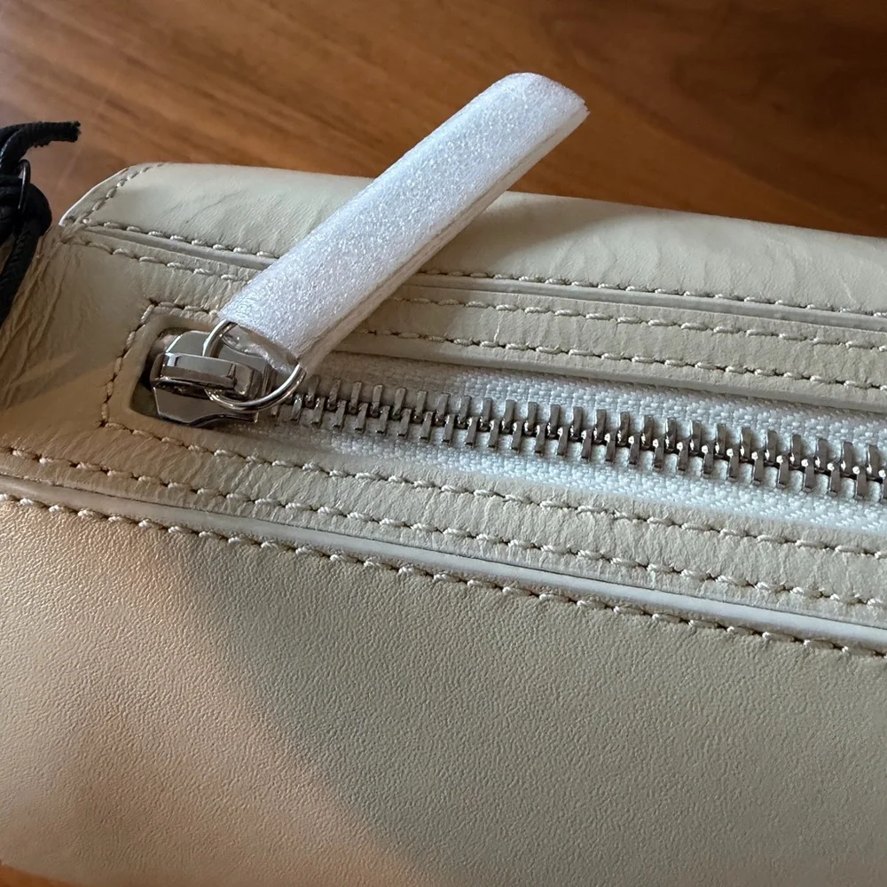 Staud Mini Taru Handbag NWT soho NYC - Picture 3 of 9